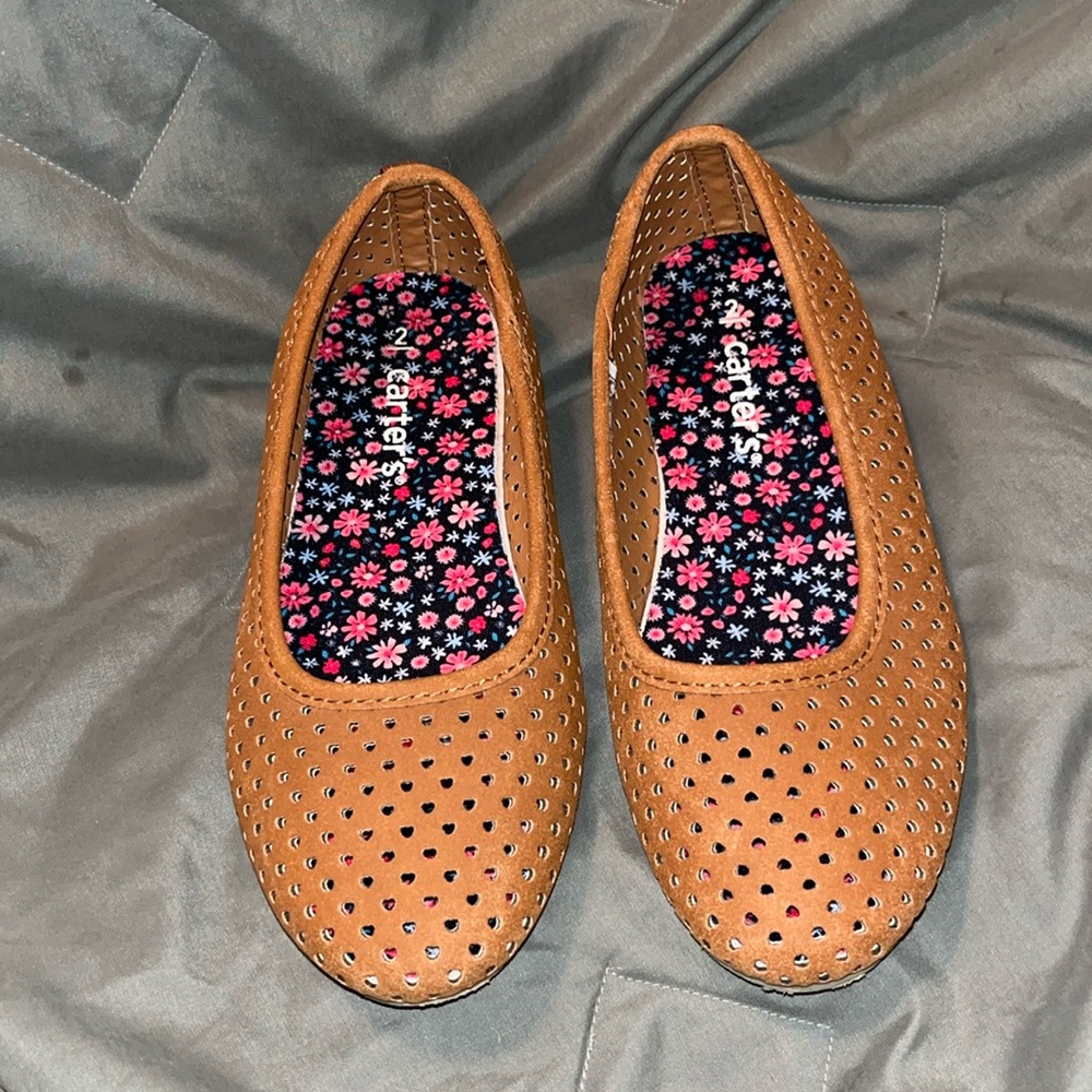 Girls size 2 brown flats